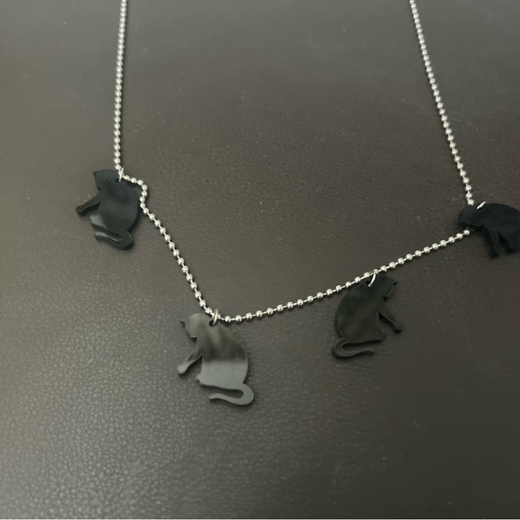 2-D Cat Charm Necklace - Picture 2 of 5